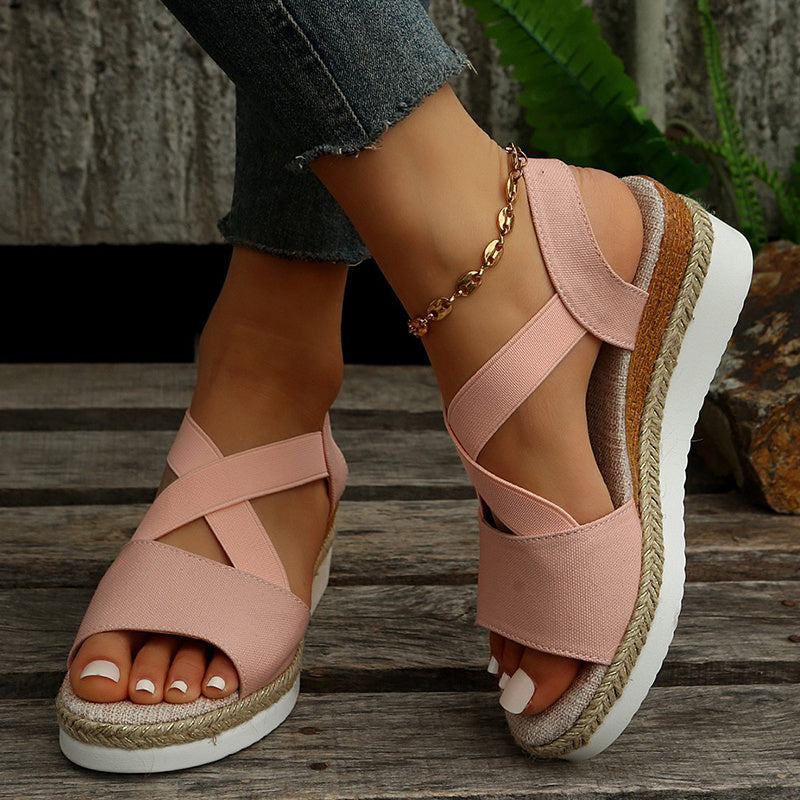 Damen Keilsandaletten Sommer – Gladiator Sandalen mit Kreuzriemen & Hanf-Plateau